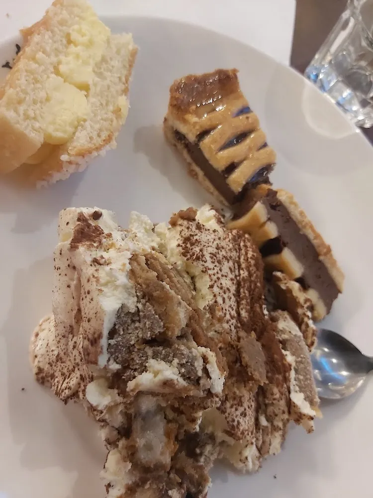 Dessert À Volonté
